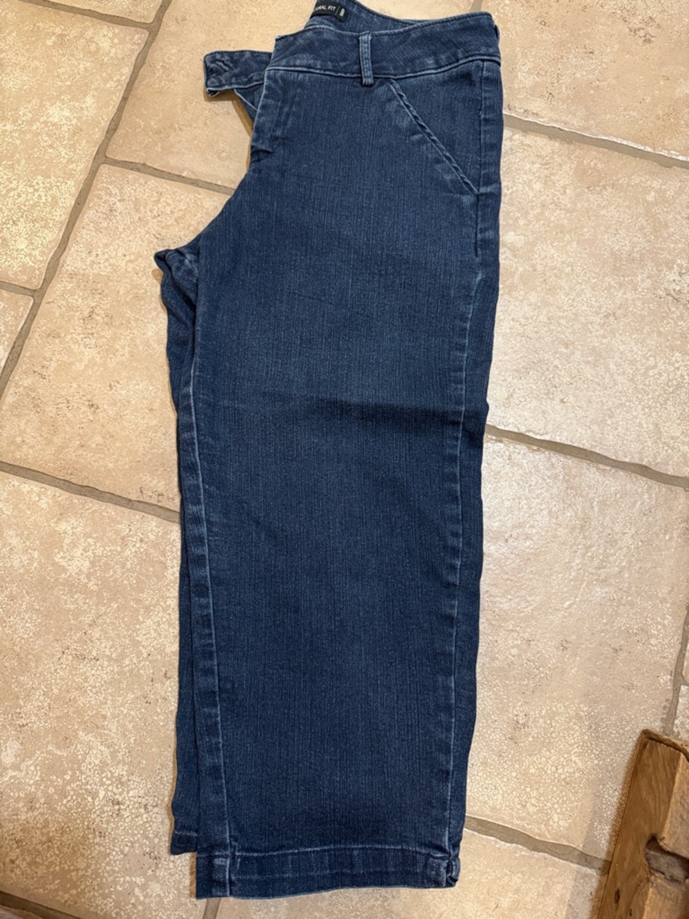Lee Women's Capri Jeans - Dark Blue - Picture 2 of 3